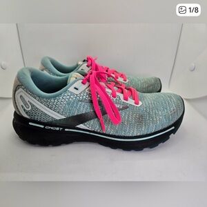 Brooks Women's Sneakers - Teal with Pink Laces
